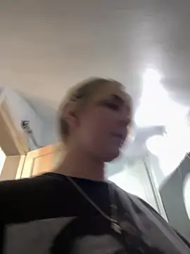 Snapshot of ayebran chatting on November 25, 2025, 1:55 pm ayebran online show from November 25, 2025, 1:55 pm