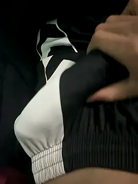 Snapshot of monster20cm chatting on November 14, 2025, 12:03 am monster20cm online show from November 14, 2025, 12:03 am