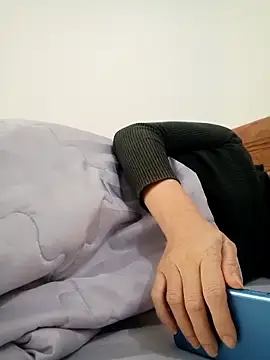 Snapshot of Buny_vera chatting on November 25, 2025, 1:39 am Buny vera online show from November 25, 2025, 1:39 am