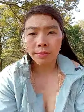 quynhkoolbae online show from November 27, 2025, 1:39 am