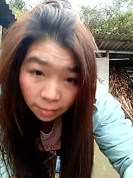 quynhkoolbae online show from January 9, 2026, 1:12 am