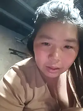 quynhkoolbae online show from April 29, 2026, 12:53 pm