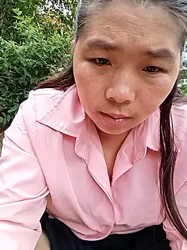 quynhkoolbae online show from June 8, 2026, 1:28 am