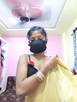 mounika26 online show from October 4, 2025, 5:36 pm
