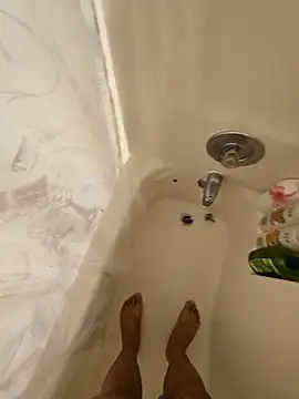 Snapshot of tupapidel80 chatting on February 3, 2026, 11:43 pm tupapidel80 online show from February 3, 2026, 11:43 pm