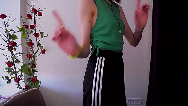 Snapshot of GuessMe___ chatting on March 10, 2026, 8:51 am GuessMe online show from March 10, 2026, 8:51 am