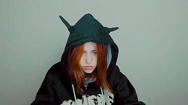 Snapshot of GuessMe___ chatting on November 3, 2025, 9:51 pm GuessMe online show from November 3, 2025, 9:51 pm