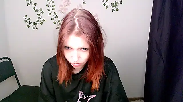Snapshot of GuessMe___ chatting on June 11, 2026, 12:32 am GuessMe online show from June 11, 2026, 12:32 am