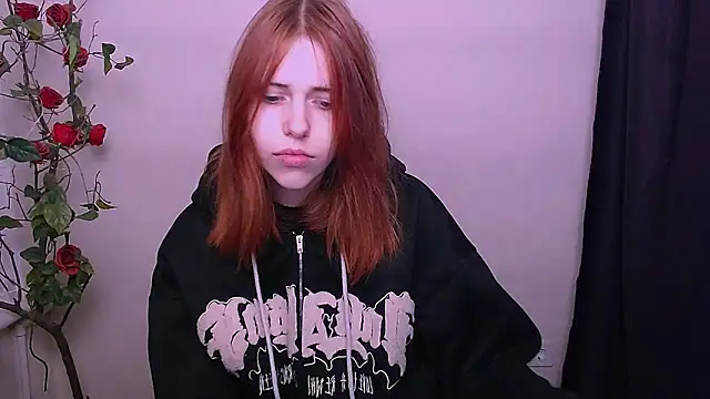 Snapshot of GuessMe___ chatting on November 13, 2025, 12:03 am GuessMe online show from November 13, 2025, 12:03 am