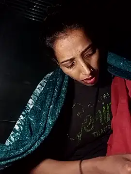 Snapshot of Pinki_thakur_1 chatting on June 1, 2026, 7:13 pm Pinki thakur 1 online show from June 1, 2026, 7:13 pm