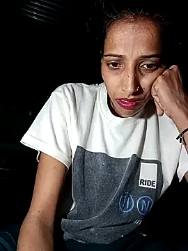 Snapshot of Pinki_thakur_1 chatting on May 15, 2026, 6:28 pm Pinki thakur 1 online show from May 15, 2026, 6:28 pm