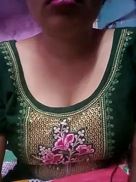 TINASONI online show from September 23, 2025, 3:52 pm