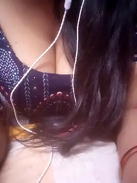 Snapshot of TINASONI chatting on June 18, 2026, 6:12 am TINASONI online show from June 18, 2026, 6:12 am