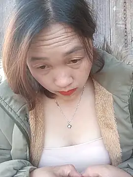 Snapshot of miumiu_00 chatting on December 1, 2025, 2:56 am miumiu 00 online show from December 1, 2025, 2:56 am