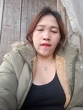 Snapshot of miumiu_00 chatting on December 3, 2025, 1:50 am miumiu 00 online show from December 3, 2025, 1:50 am