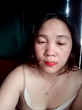 miumiu 00 online show from February 13, 2026, 9:53 am