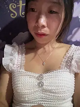 mayly lucky online show from September 24, 2025, 2:34 pm