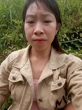 mayly lucky online show from September 14, 2025, 2:12 am