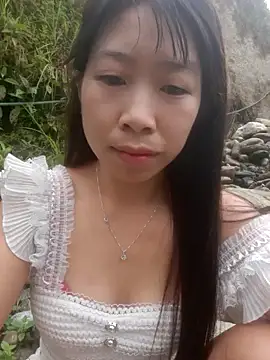 mayly lucky online show from September 16, 2025, 2:56 am
