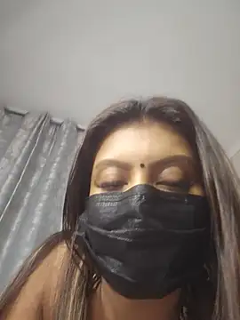 Snapshot of Indian_GlowingMiax chatting on June 26, 2026, 10:37 pm Indian GlowingMiax online show from June 26, 2026, 10:37 pm