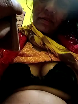 Rubi12A online show from December 17, 2025, 12:04 am