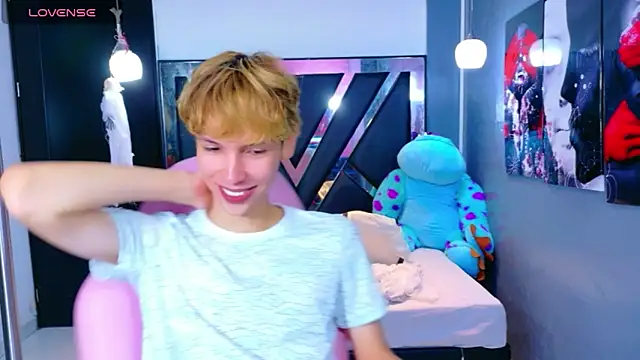 Snapshot of park_jimin1 chatting on October 30, 2025, 12:25 pm park jimin1 online show from October 30, 2025, 12:25 pm