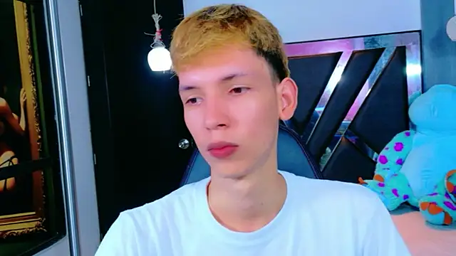 Snapshot of park_jimin1 chatting on November 19, 2025, 12:05 pm park jimin1 online show from November 19, 2025, 12:05 pm