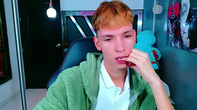 Snapshot of park_jimin1 chatting on November 25, 2025, 11:54 am park jimin1 online show from November 25, 2025, 11:54 am