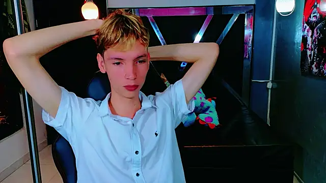 Snapshot of park_jimin1 chatting on November 30, 2025, 3:02 pm park jimin1 online show from November 30, 2025, 3:02 pm