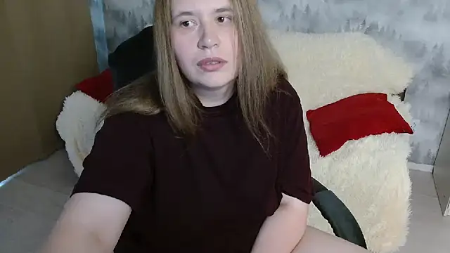 Snapshot of AdelinaLawson chatting on June 13, 2026, 8:45 am AdelinaLawson online show from June 13, 2026, 8:45 am