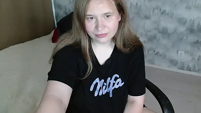 Snapshot of AdelinaLawson chatting on June 22, 2026, 6:21 am AdelinaLawson online show from June 22, 2026, 6:21 am