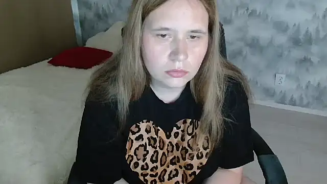 Snapshot of AdelinaLawson chatting on July 8, 2026, 8:15 am AdelinaLawson online show from July 8, 2026, 8:15 am