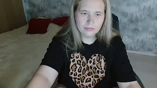 Snapshot of AdelinaLawson chatting on July 31, 2026, 5:18 am AdelinaLawson online show from July 31, 2026, 5:18 am