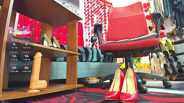 candy conrad online show from April 30, 2026, 1:07 pm