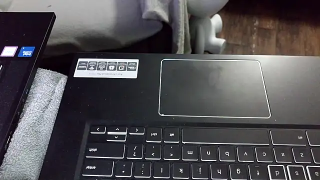 fetishslut4u online show from October 25, 2025, 2:17 pm