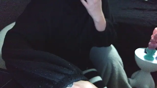 fetishslut4u online show from October 15, 2025, 12:35 pm