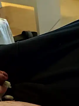 t-dog26 online show from January 18, 2026, 3:32 am