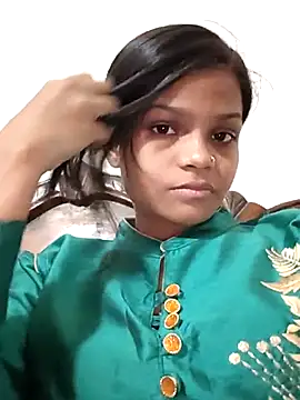 Snapshot of Komal0099 chatting on October 18, 2025, 11:23 am Komal0099 online show from October 18, 2025, 11:23 am