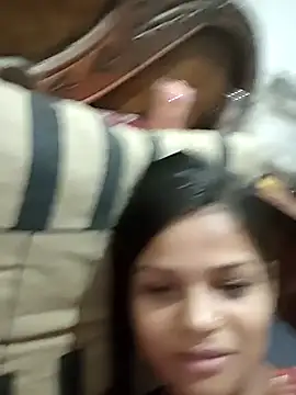 Snapshot of Komal0099 chatting on November 3, 2025, 2:42 pm Komal0099 online show from November 3, 2025, 2:42 pm