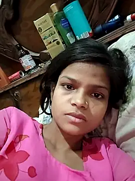 Snapshot of Komal0099 chatting on November 28, 2025, 2:45 am Komal0099 online show from November 28, 2025, 2:45 am