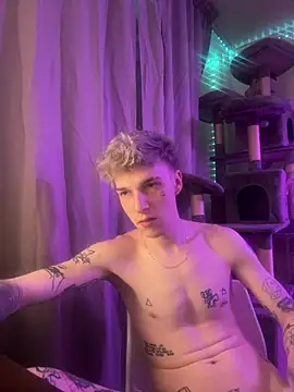 Snapshot of davesinner chatting on February 22, 2026, 9:38 pm davesinner online show from February 22, 2026, 9:38 pm