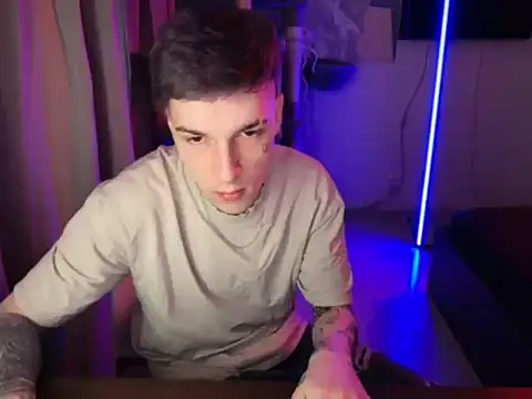 Snapshot of davesinner chatting on March 2, 2026, 5:08 am davesinner online show from March 2, 2026, 5:08 am