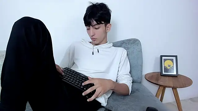 dear jeycot online show from November 6, 2025, 1:04 pm