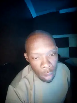 Snapshot of TinnyVsGiant chatting on September 23, 2025, 8:38 pm TinnyVsGiant online show from September 23, 2025, 8:38 pm