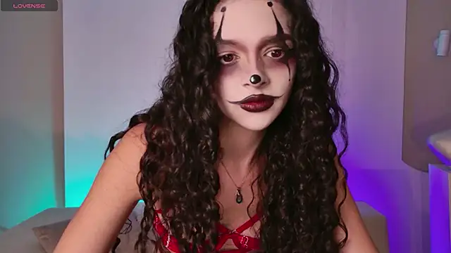 Snapshot of AprilRhodes_ chatting on October 29, 2025, 5:17 am AprilRhodes online show from October 29, 2025, 5:17 am