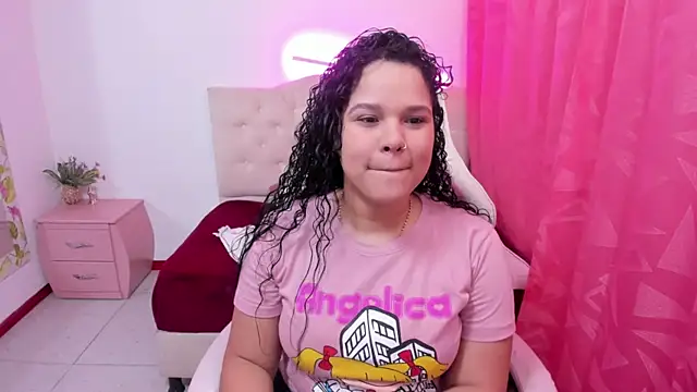 Gema angels online show from September 12, 2025, 7:46 pm