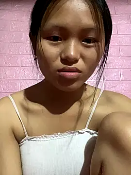 Snapshot of milo_bae chatting on October 22, 2025, 1:27 am milo bae online show from October 22, 2025, 1:27 am