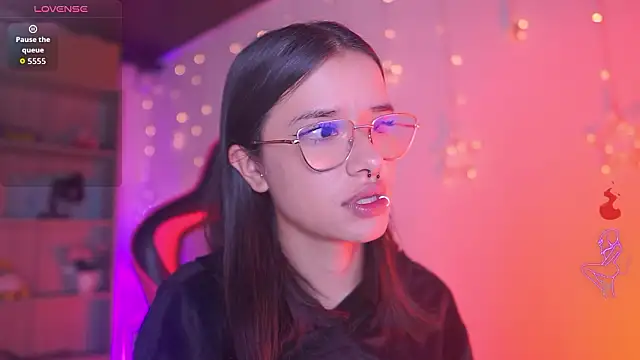 Lana Dreams  online show from March 13, 2026, 1:43 am