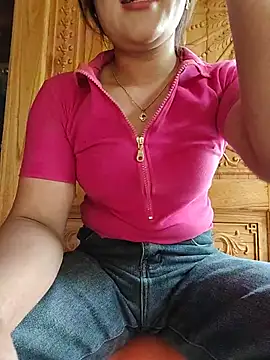 Snapshot of phungtiti chatting on July 13, 2026, 1:16 am phungtiti online show from July 13, 2026, 1:16 am