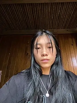 EmLy02 online show from October 8, 2025, 2:46 am